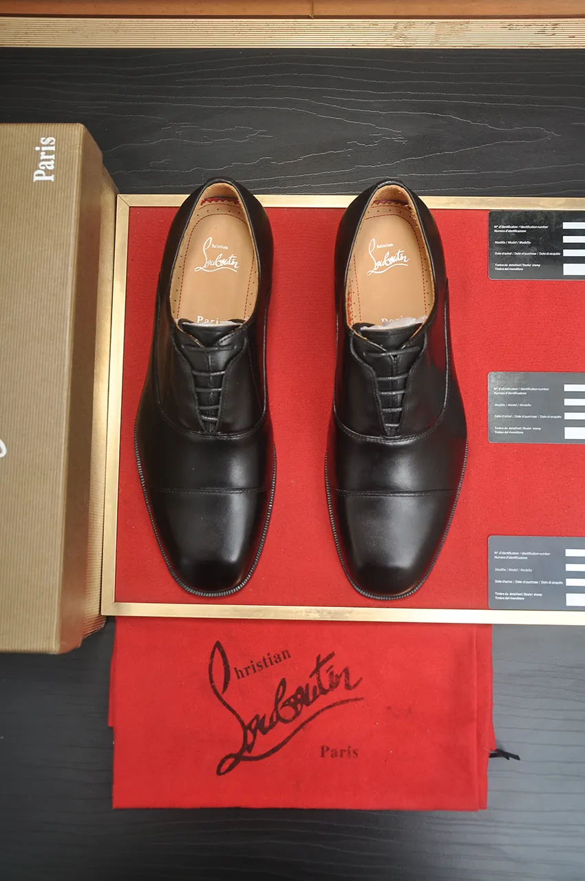 Men's shoes 💰620💶 [Chrstian Loubotin] Red-soled shoes 💋Original mold opening, the highest version on the market, purely handmade ➕Imported cowhide uppers, first-layer water-dyed cowhide lining! Original EU high-gloss outsole. 38 to 45 (45 customized)